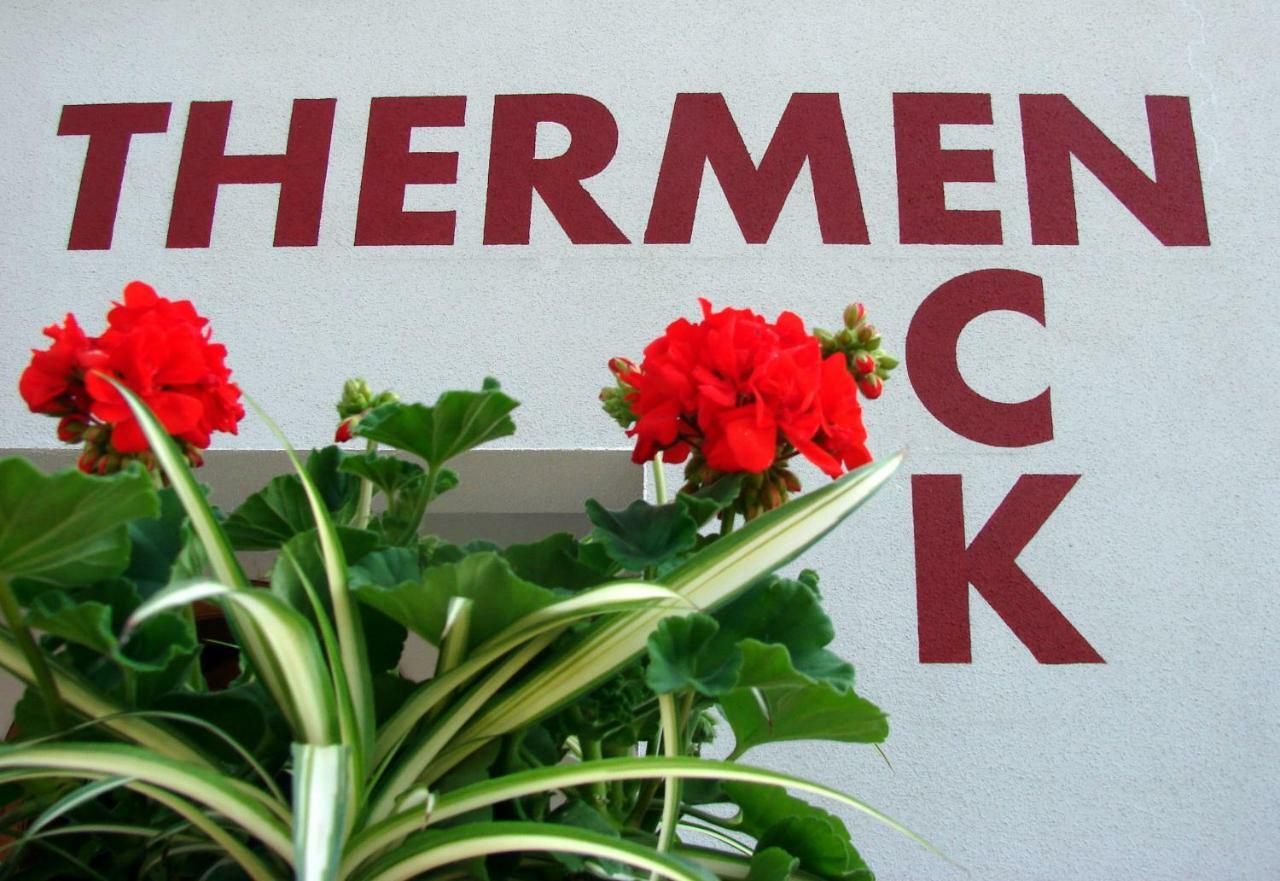 Appartementhaus Thermeneck Laa an der Thaya Exterior photo